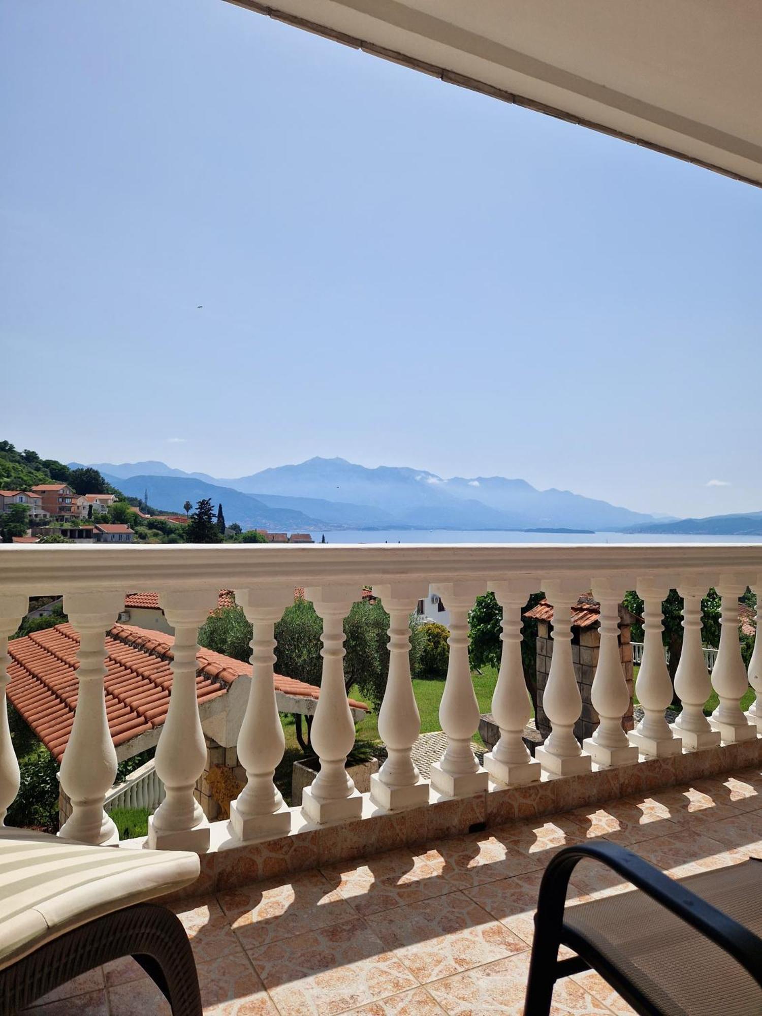 Monte Aria Panorama Suites Herceg Novi Szoba fotó